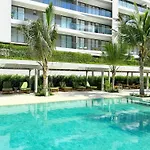 Premium Apartment - Beachfront - Luxury Condo