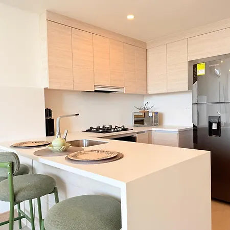 Premium - Beachfront - Luxury Apartment *